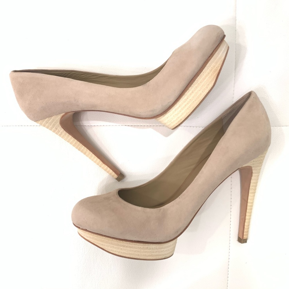 BCBGMAXAZRIA Suede Platform Heels Sz 8.5